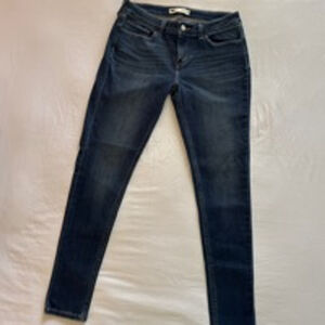 LEVI’S Jeans Size 31W/30L Blue Denim